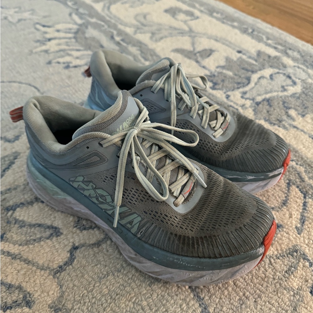 HOKA Bondi 8